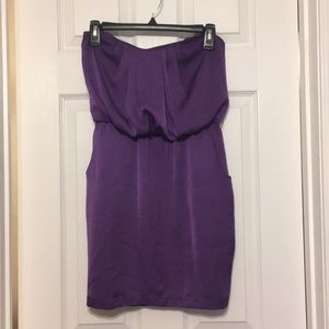 Beautiful purple dress with pockets